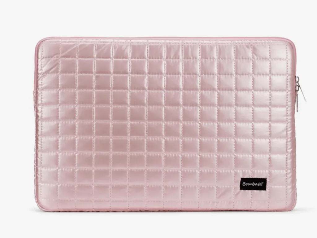 Bombata Futrola BOMBATA 100gr sleeve 15,6"/16" Pink Slika 1